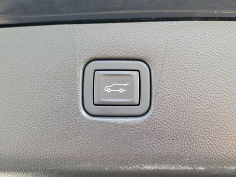 Used 2024 Chevrolet Blazer LT w/ Convenience Package FWD image 18
