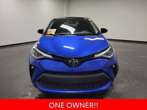 Used 2021 Toyota C-HR XLE image 3