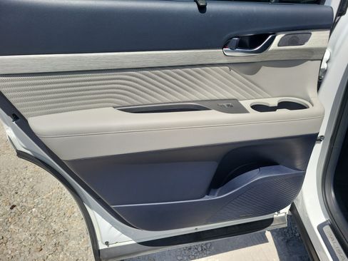 Used 2025 Hyundai Palisade Calligraphy AWD/4WD image 13