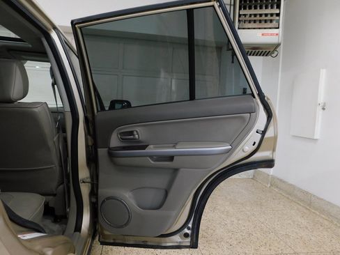 Used 2007 Suzuki Grand Vitara Luxury image 75