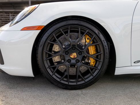Certified 2024 Porsche 911 Carrera GTS image 13