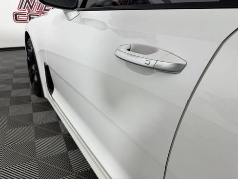 Used 2021 Kia Stinger GT-Line RWD image 24