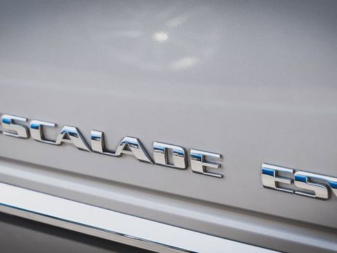 Used 2008 Cadillac Escalade ESV AWD image 18