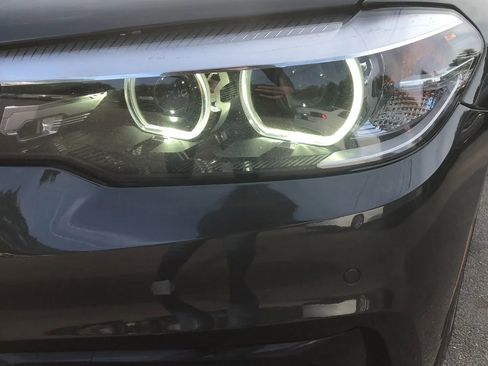 Used 2020 BMW 540i xDrive w/ Premium Package image 4