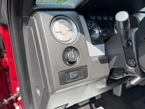 Used 2014 Ford F150 XLT w/ Equipment Group 302A Luxury AWD/4WD image 10