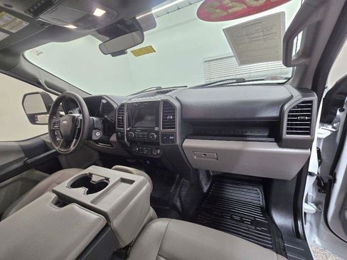 Used 2022 Ford F350 XL w/ Power Equipment Group image 19