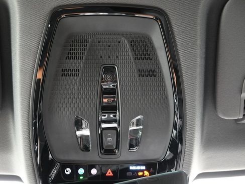 New 2027 Cadillac Optiq Premium Sport w/ LPO, Floor Liner Package AWD/4WD image 24
