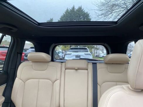 Used 2024 Jeep Grand Cherokee Limited w/ Luxury Tech Group II AWD/4WD image 17