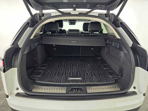 Used 2022 Land Rover Range Rover Velar S image 15