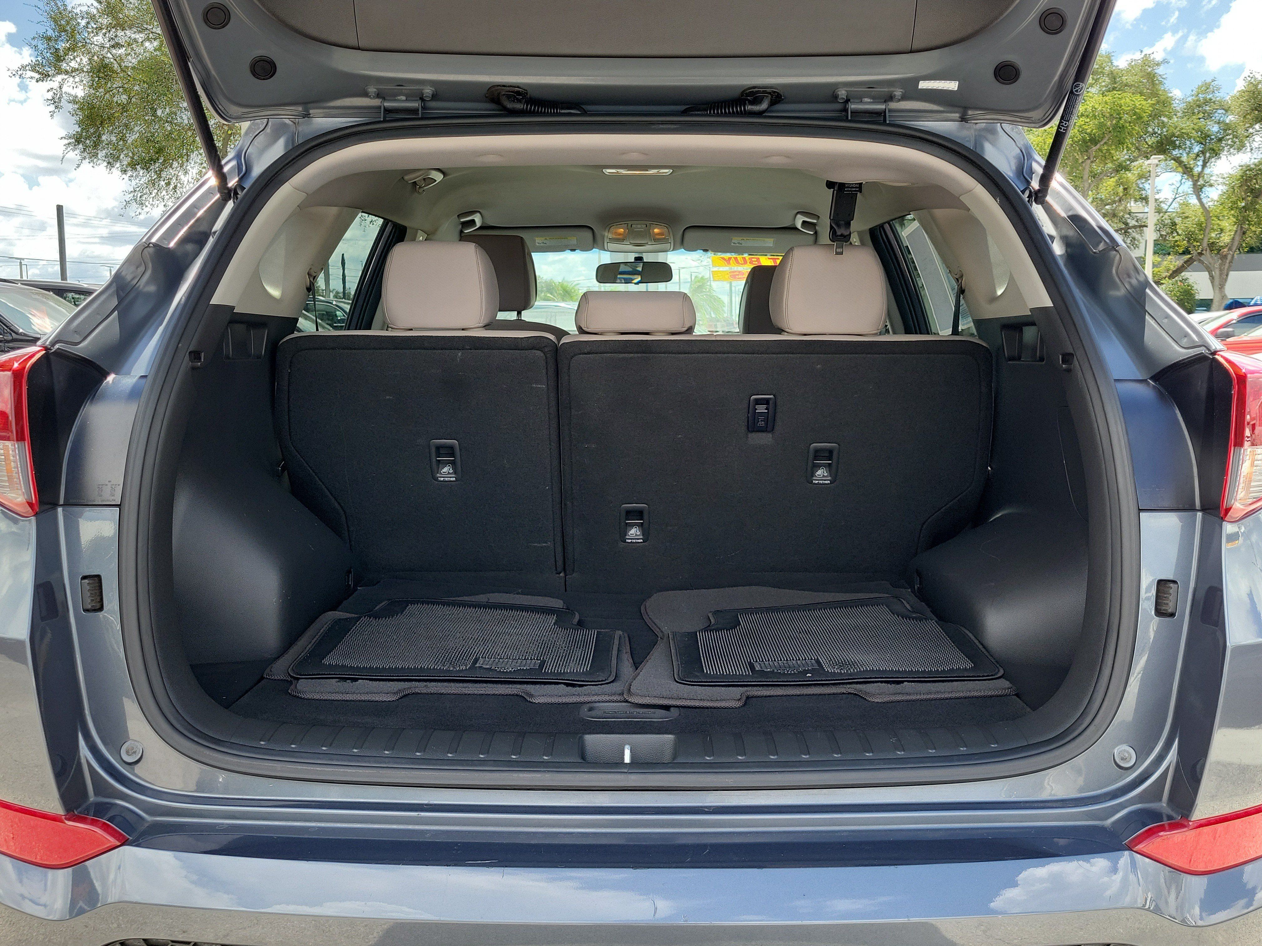 Used 2018 Hyundai Tucson SE w/ Cargo Package FWD image 10