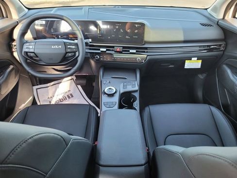 New 2026 Kia Sportage EX w/ EX Panoramic Sunroof Package image 7