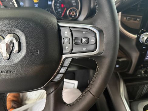 Used 2025 RAM 2500 Big Horn AWD/4WD image 45