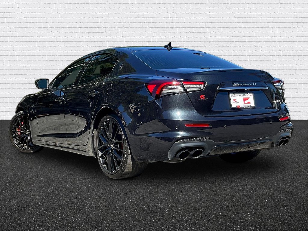 Used 2022 Maserati Ghibli Modena RWD image 4