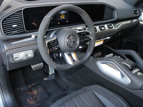 New 2026 Mercedes-Benz GLE 63 AMG S image 4