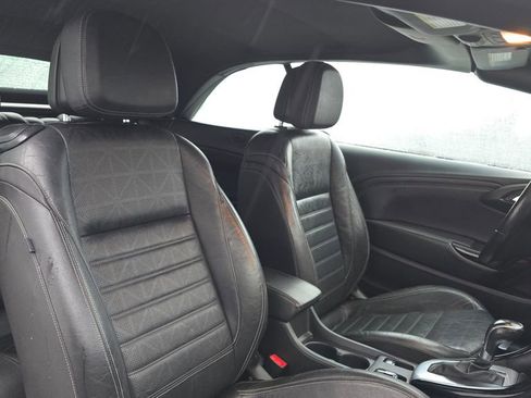 Used 2019 Buick Cascada Premium image 14