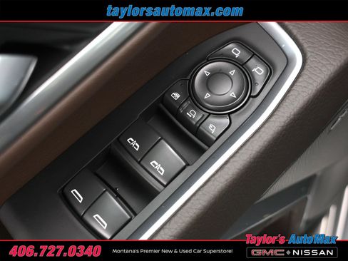 Used 2025 GMC Sierra 3500 Denali w/ Denali Reserve Package image 39