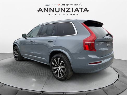 Used 2023 Volvo XC90 B5 Core w/ Climate Package image 3