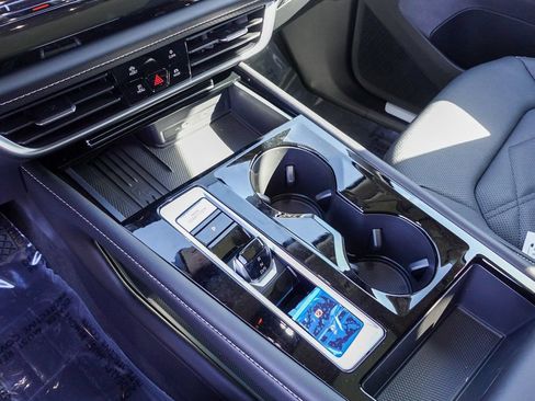 New 2026 Volkswagen Atlas SE image 21