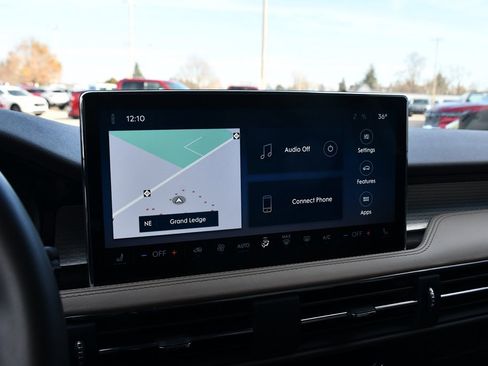 Used 2023 Lincoln Corsair Standard image 25