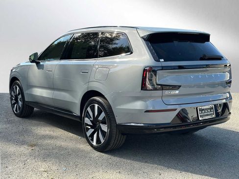 New 2025 Volvo EX90 Plus image 5