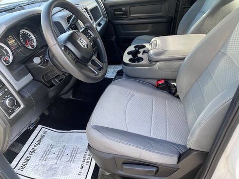 Used 2013 RAM 2500 Tradesman w/ Chrome Appearance Group image 12