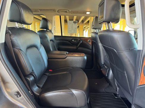 Used 2019 INFINITI QX80 Luxe w/ 22" Wheel Package image 29