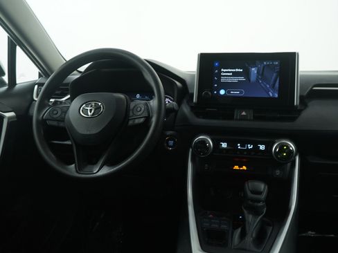 Used 2024 Toyota RAV4 XLE w/ Convenience Package image 15
