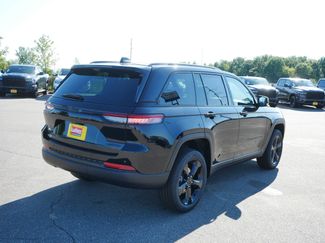 New 2025 Jeep Grand Cherokee Limited video 2