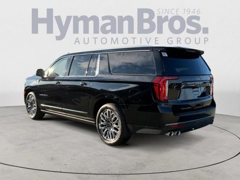 Used 2023 GMC Yukon XL Denali Ultimate AWD/4WD image 5