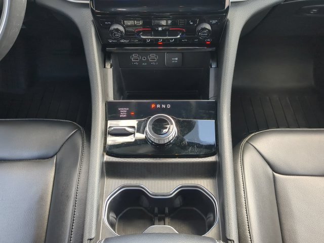 Certified 2023 Jeep Grand Cherokee Limited w/ Trailer Tow Prep Group (B) AWD/4WD image 21