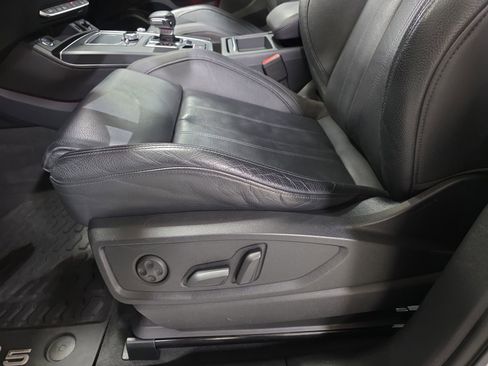 Used 2018 Audi Q5 Prestige w/ Prestige Package image 28