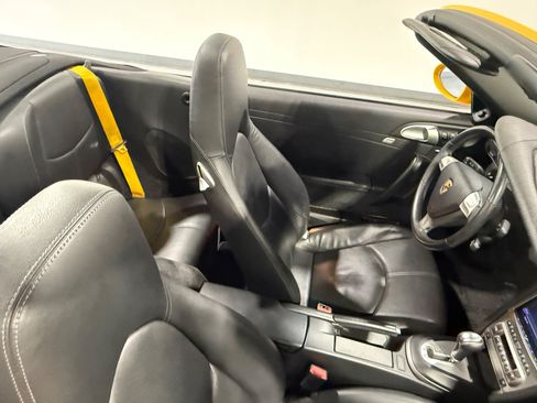 Used 2006 Porsche 911 Carrera RWD image 44