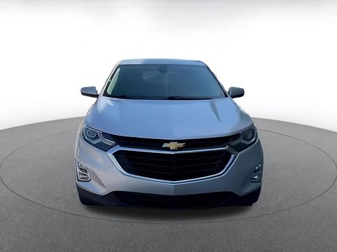 Used 2020 Chevrolet Equinox LT w/ Driver Convenience Package FWD image 4