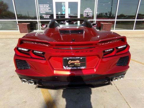 Used 2021 Chevrolet Corvette Stingray Premium Conv w/ Z51 Performance Package image 7