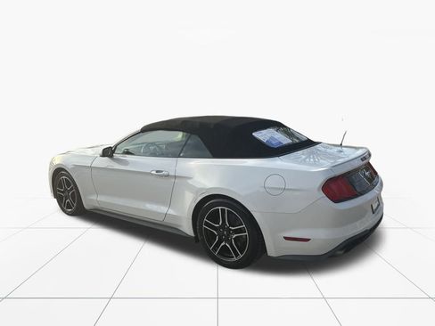 Used 2020 Ford Mustang Premium image 6