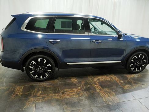 Used 2023 Kia Telluride SX Prestige AWD/4WD image 4