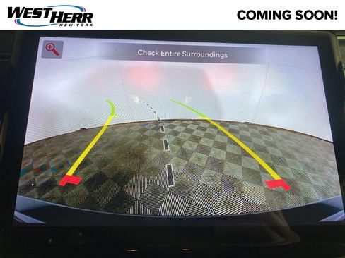 Used 2024 Jeep Grand Cherokee Limited image 4