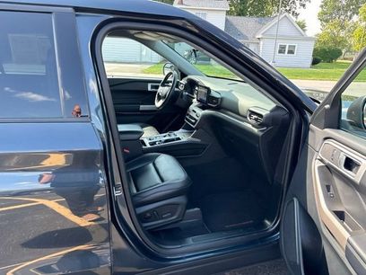Certified 2023 Ford Explorer XLT w/ Equipment Group 202A