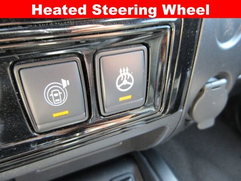 Used 2021 Nissan Titan PRO-4X w/ Pro-4x Convenience Package AWD/4WD image 31