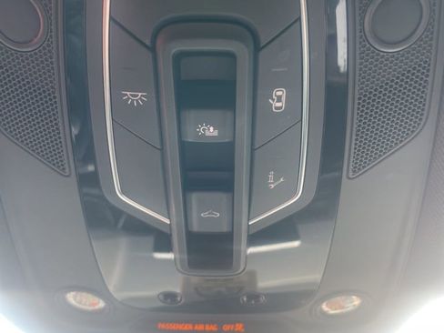 Used 2020 Audi Q5 e Premium Plus w/ Premium Plus Package image 27