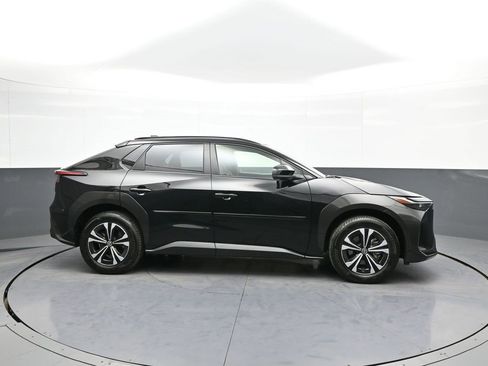 Certified 2024 Toyota bZ4X XLE image 5