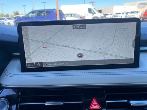 Used 2025 Genesis G70 2.5T image 20