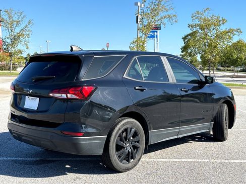 Used 2023 Chevrolet Equinox LS w/ Midnight Edition image 23