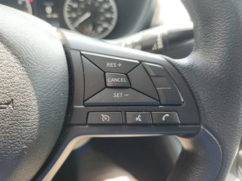 Used 2024 Nissan Sentra S FWD image 28