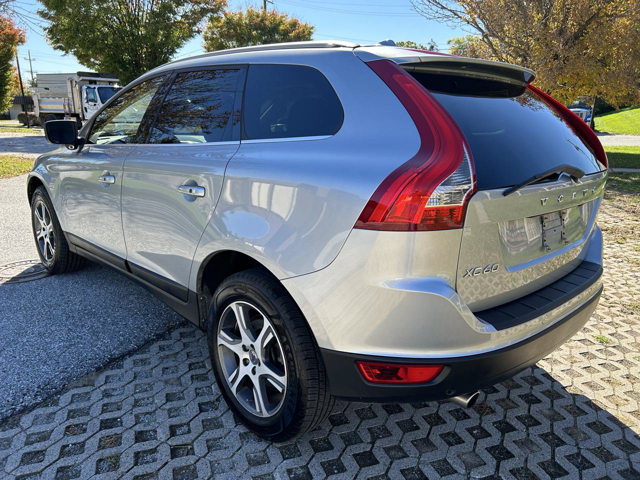 Used 2013 Volvo XC60 T6 AWD/4WD image 7