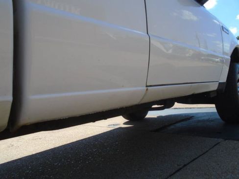 Used 2010 Ford Ranger XLT RWD image 19