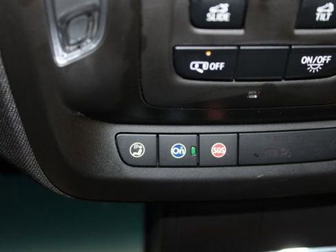 Certified 2025 Cadillac CT4 Luxury AWD/4WD image 36