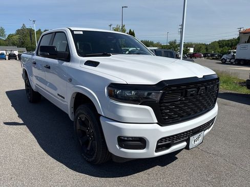 New 2026 RAM 1500 4x4 Crew Cab image 7