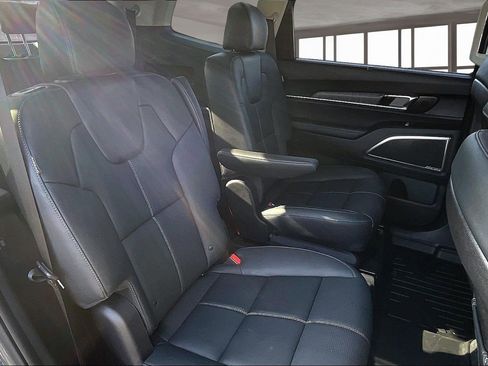 Used 2023 Kia Telluride SX image 25