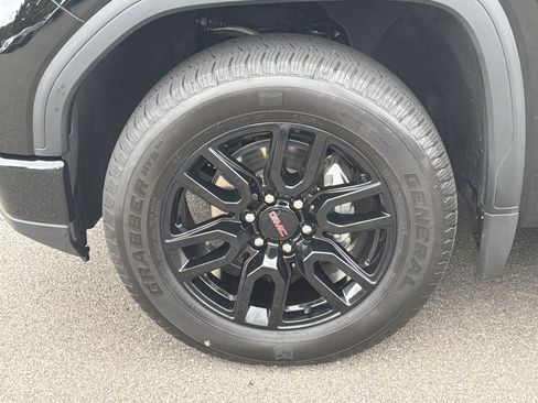 Used 2025 GMC Sierra 1500 Elevation AWD/4WD image 11